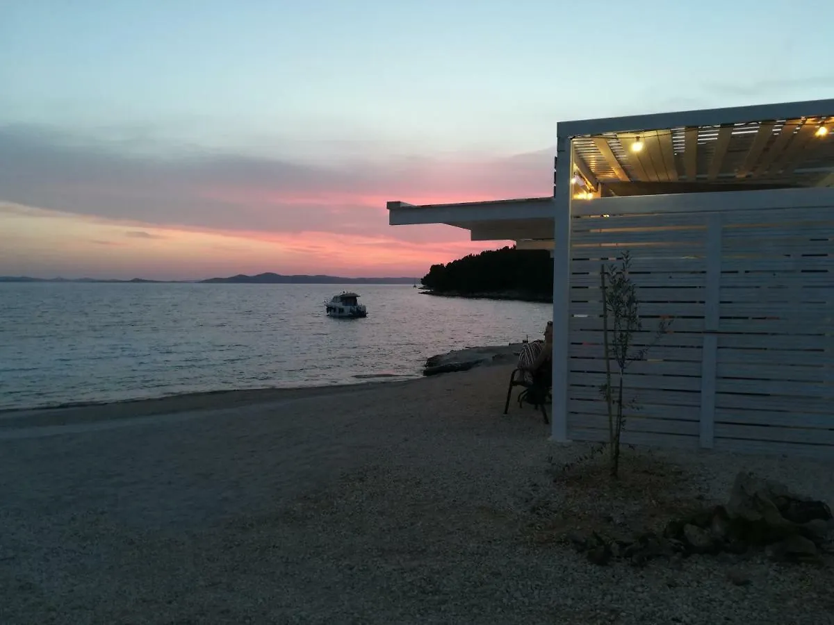 Villa On The Beach Pakoštane